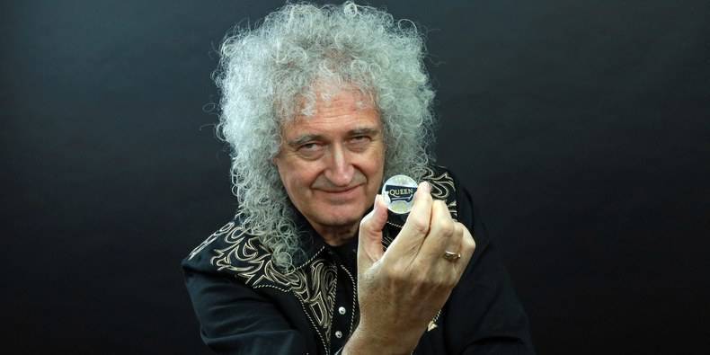 Queen Honored With Their Own Official UK Coin - pitchfork.com - Britain