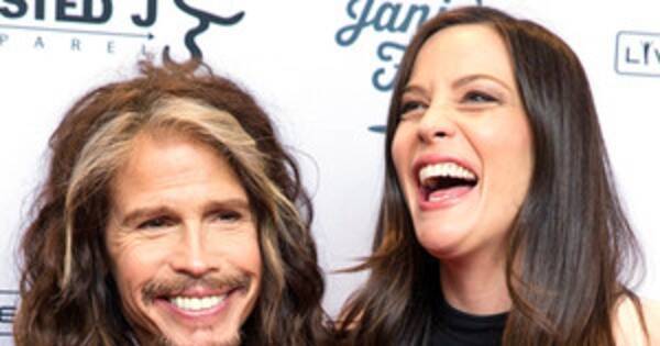 Liv Tyler Would Really Love If Dad Steven Tyler Stopped Humping His Mic Stand - www.eonline.com