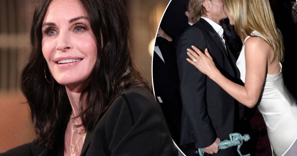 Courteney Cox drops hint about Jennifer Aniston and Brad Pitt after reunion: 'They still love each other' - www.ok.co.uk