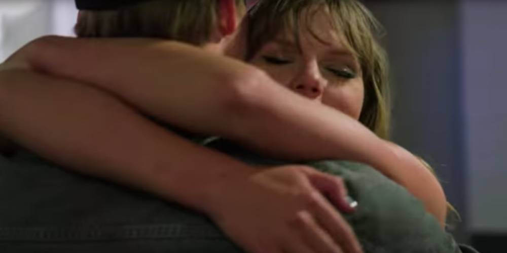 Taylor Swift Is Ready for You to See Her and Joe Alwyn's Relationship in Her 'Miss Americana' Trailer - www.elle.com