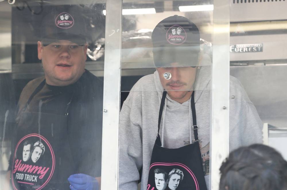 Justin Bieber Serves 'Yummy' Sandwiches in L.A. Food Truck with James Corden: See the Pic - www.billboard.com - Los Angeles