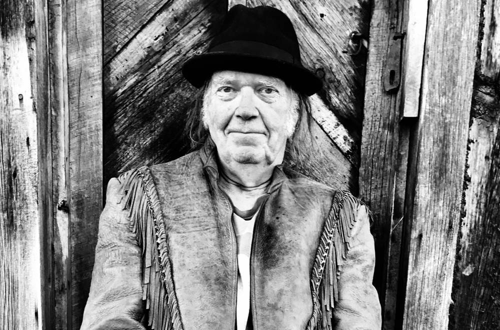 Neil Young Is Officially a U.S. Citizen - www.billboard.com - Los Angeles - USA - Canada