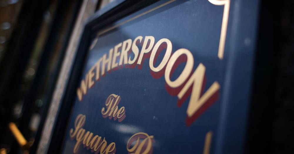 Wetherspoons bans parents from ordering more than two drinks if they're with kids - www.manchestereveningnews.co.uk