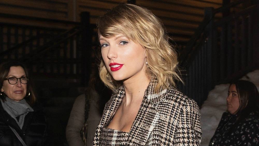 Taylor Swift Stylishly Rocks Head-to-Toe Plaid at Sundance Film Festival Premiere of 'Miss Americana' - www.etonline.com