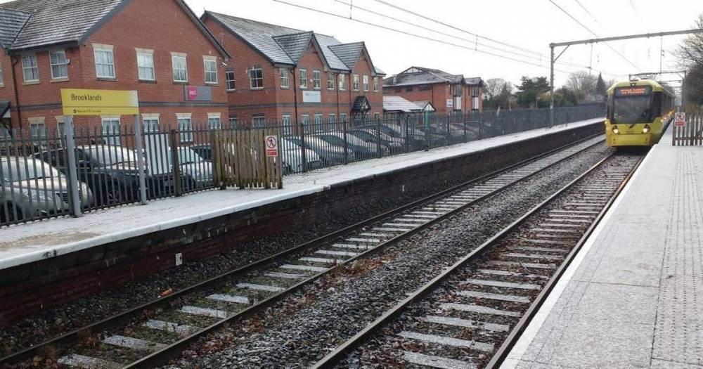Schools alert after man on tram stalked young girl - www.manchestereveningnews.co.uk