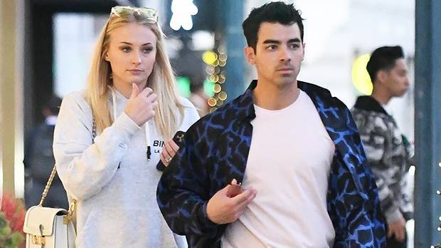 Sophie Turner Joe Jonas Hug As They Stroll Through Los Angeles After Lunch Date — Pics - hollywoodlife.com - Los Angeles