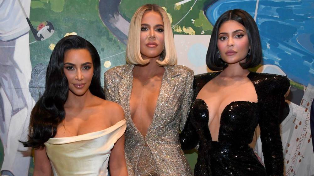 Kim and Khloe Kardashian Share Cousin Pic of 'The Triplets': See True, Chicago and Stormi! - www.etonline.com - Chicago