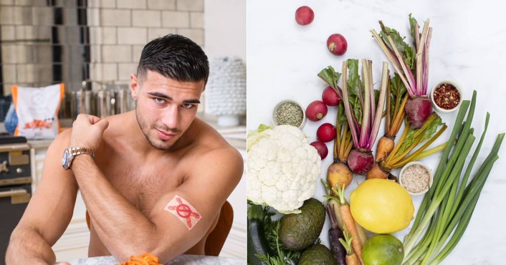 Tommy Fury models first ever 'meat patch' that gives off a bacon scent to help cravings - www.ok.co.uk