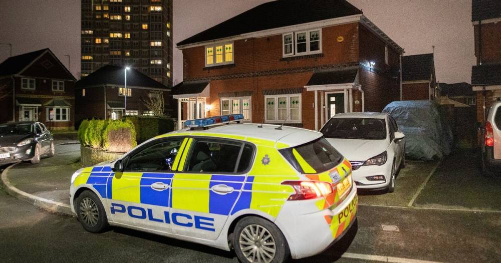 Man arrested at house in Blackley as neighbours report seeing police remove coffins from property - www.manchestereveningnews.co.uk