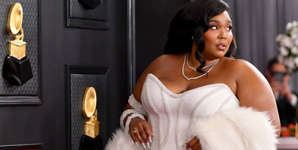 Lizzo Goes Glamorous in a White Sleeveless Dress and Diamonds at the 2020 Grammys - www.elle.com
