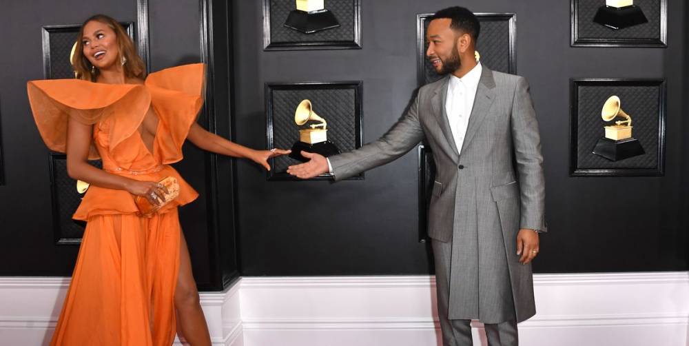 John Legend and Chrissy Teigen Had a Moment on the Grammys Red Carpet - www.elle.com - Los Angeles