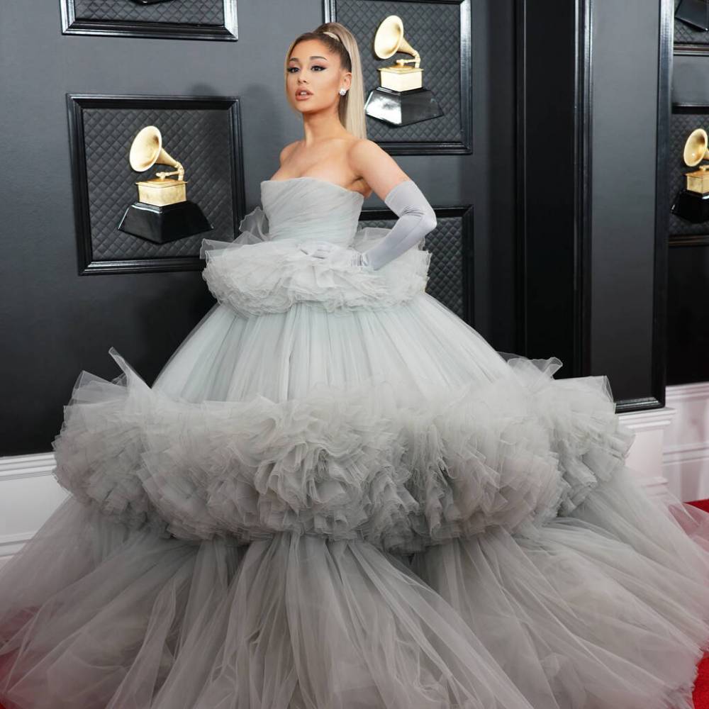 Ariana Grande dazzles in two ballgowns at 2020 Grammy Awards - www.peoplemagazine.co.za - Los Angeles