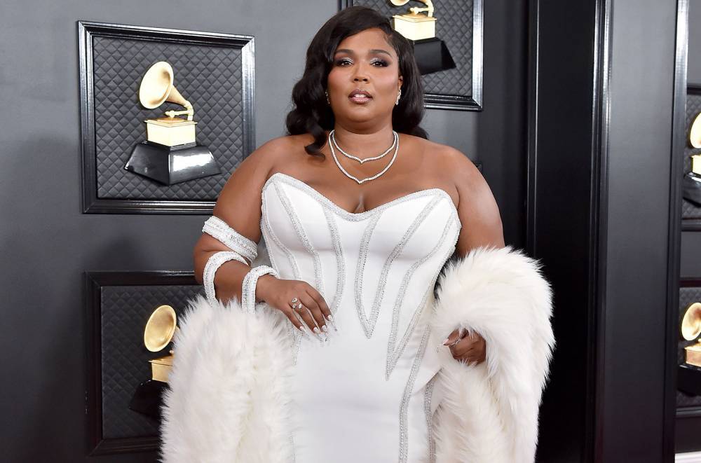 How Lizzo (&amp; Her Hair) Brought Old Hollywood Glamour to the 2020 Grammys - www.billboard.com