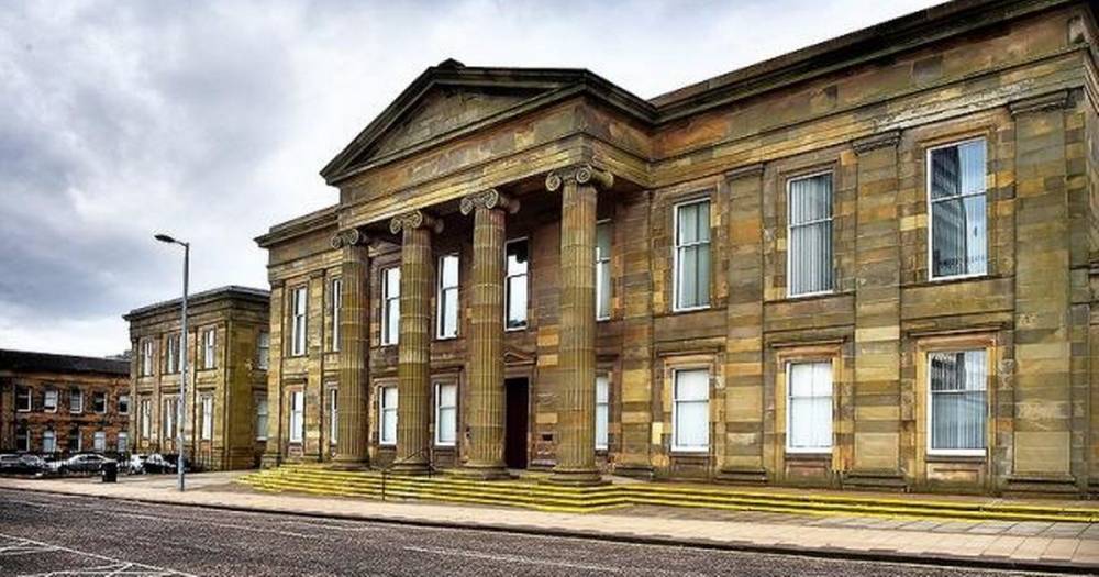 A Hamilton rowdy appeared in court after causing chaos in the middle of the road - www.dailyrecord.co.uk