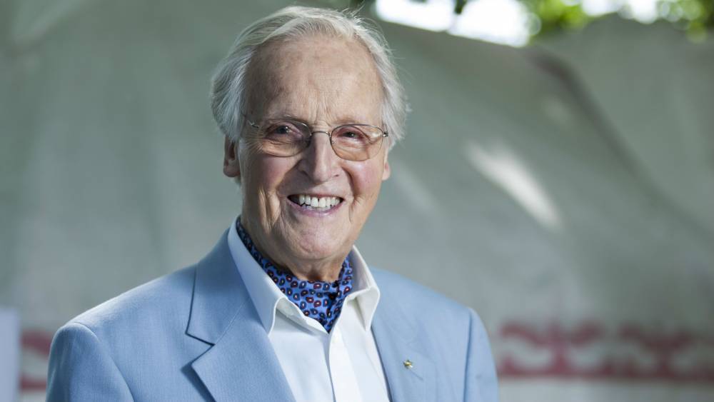 Nicholas Parsons Dies: Tributes Flood In For ‘Just A Minute’ Host &amp; ‘Good Omens’ Actor - deadline.com - Britain