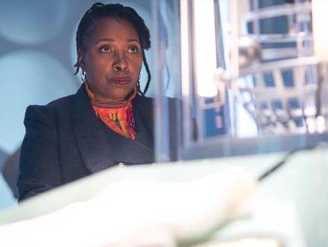 Jo Martin unveiled as first black Doctor Who - torontosun.com - Britain