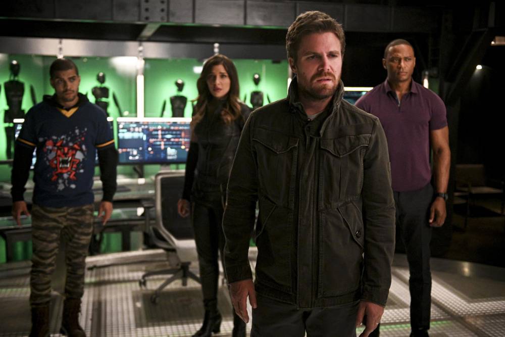 Arrow 's Stephen Amell, Katie Cassidy and More Say Farewell to the Series - www.tvguide.com