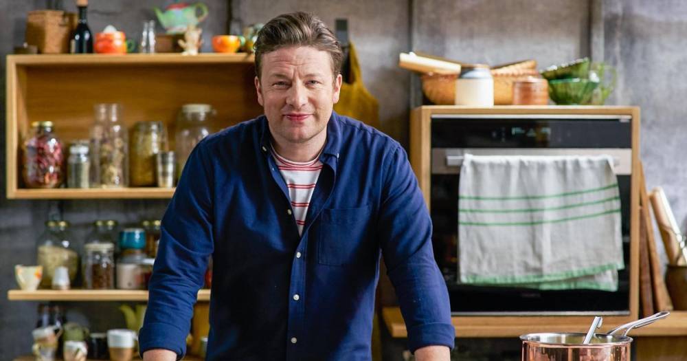 Jamie Oliver is looking for 'takeaway lovers' to star in new TV show - www.manchestereveningnews.co.uk