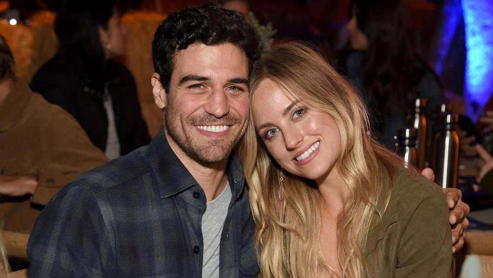 'Bachelor in Paradise' Alums Joe Amabile and Kendall Long Call It Quits - www.etonline.com - Los Angeles - Chicago