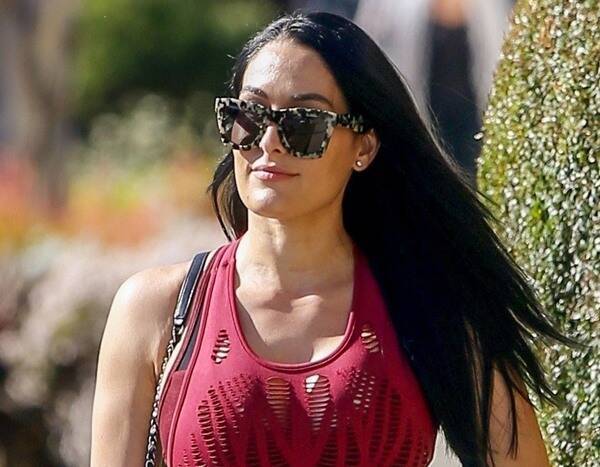 Nikki Bella Rubs Her Baby Bump in First Outing Since Announcing Pregnancy - www.eonline.com