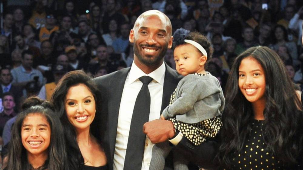 How Kobe and Vanessa Bryant Tried to Avoid Helicopter Travel Together - www.etonline.com - California