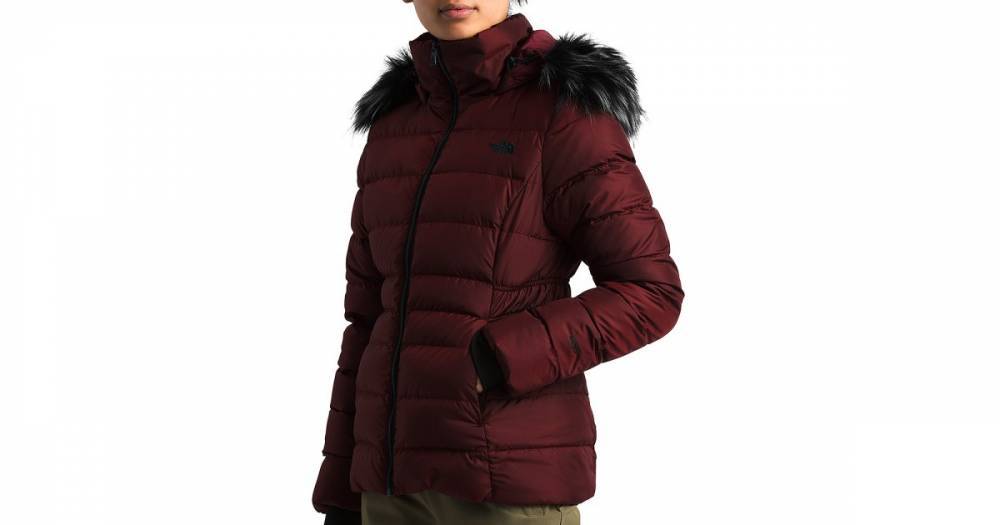 There’s Still Time to Save Nearly $70 on This North Face Puffer - www.usmagazine.com
