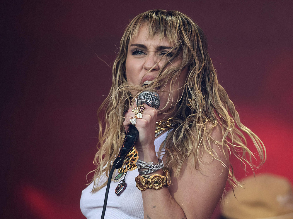 Miley Cyrus settles $300M lawsuit claiming she stole 'We Can't Stop' - torontosun.com - New York - Jamaica