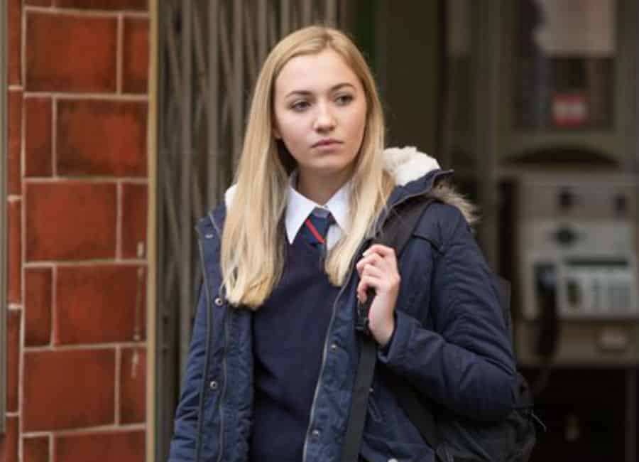 EastEnders SPOILERS: Louise Mitchell’s dramatic exit storyline is revealed - evoke.ie