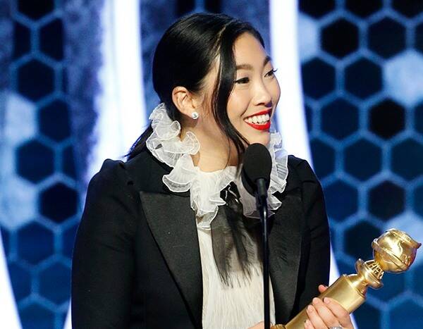 Awkwafina Has a Message For Her Dad After Historic 2020 Golden Globes Win - www.eonline.com