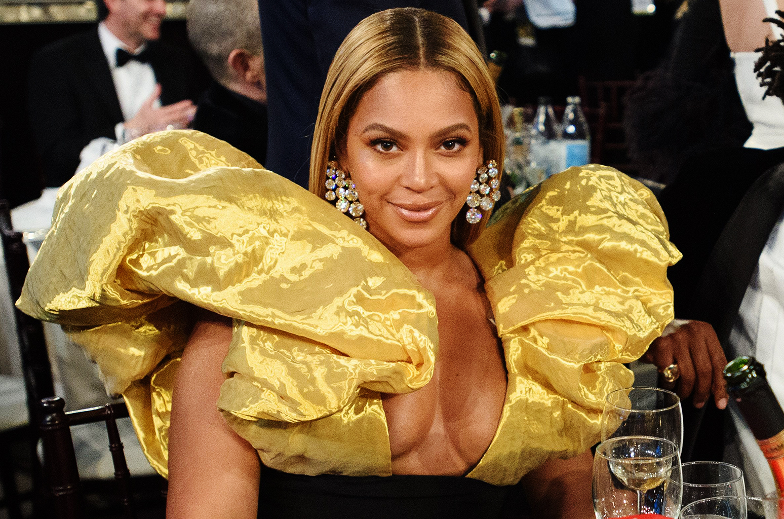 Beyonce's Stylist Breaks Down Golden Globes Look, Including 323 Carats-Worth of Diamonds - www.billboard.com