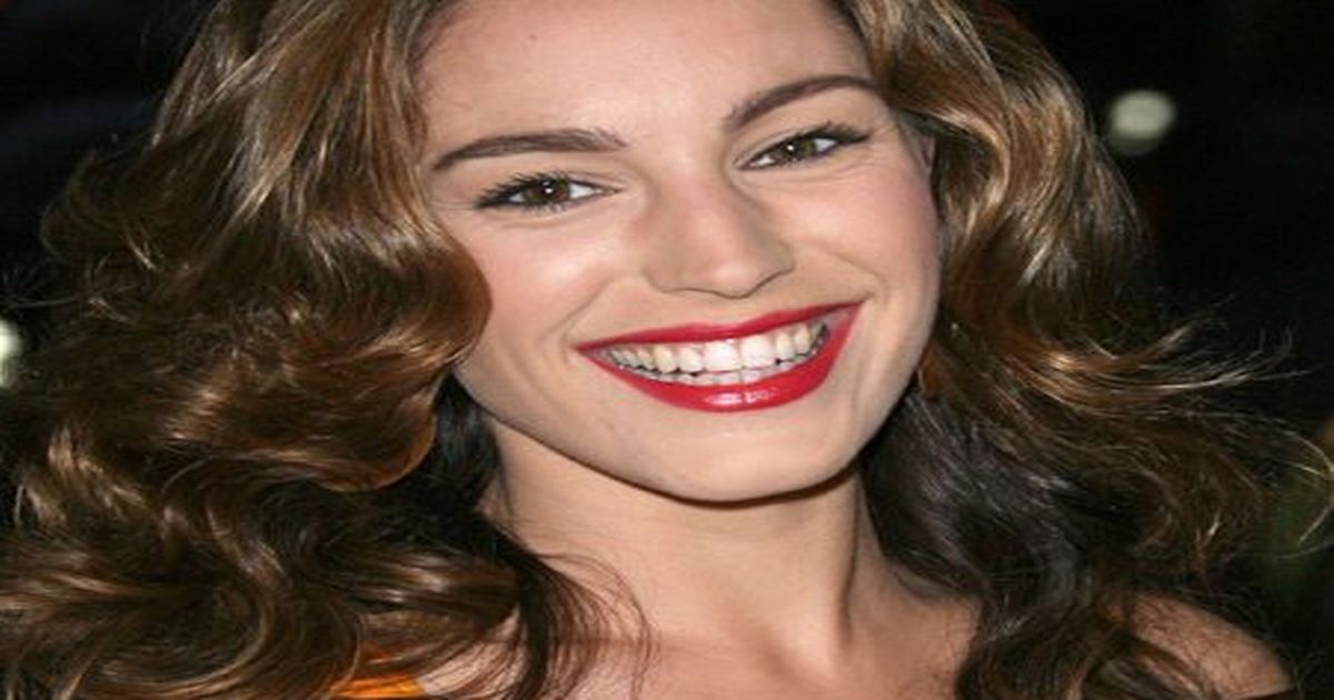 Kelly Brook opens up about baby plans: 'It’s not going to make me happy if I have a kid' - www.ok.co.uk
