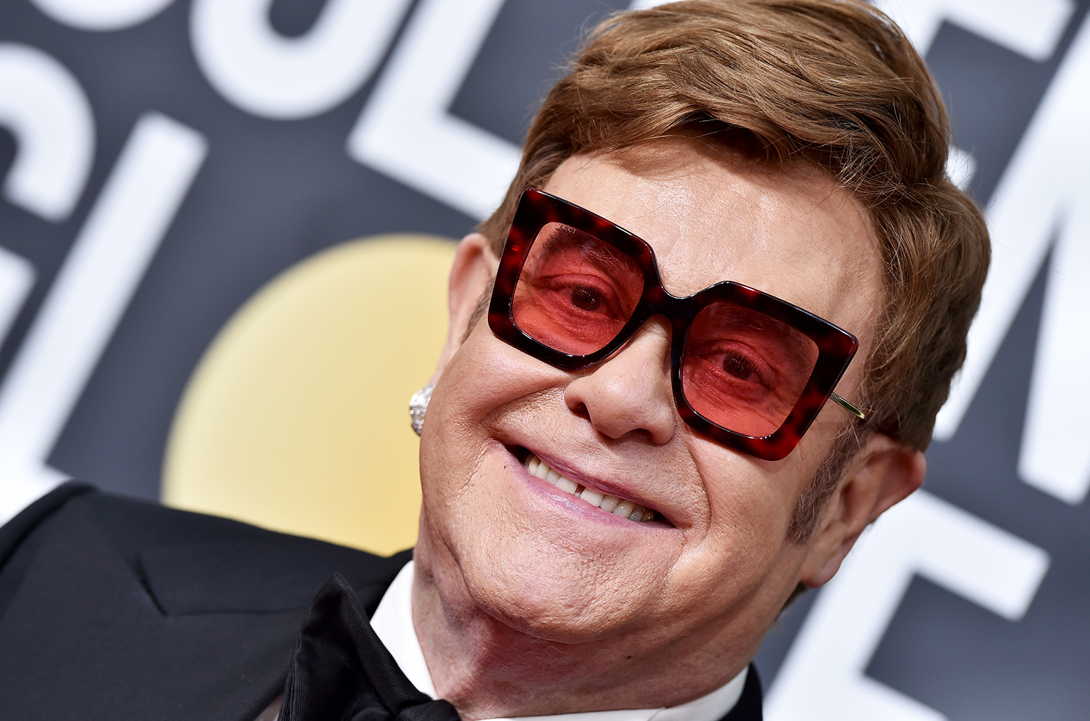 Elton John Announces $1 Million Donation to Australian Fire Relief - www.billboard.com - Australia