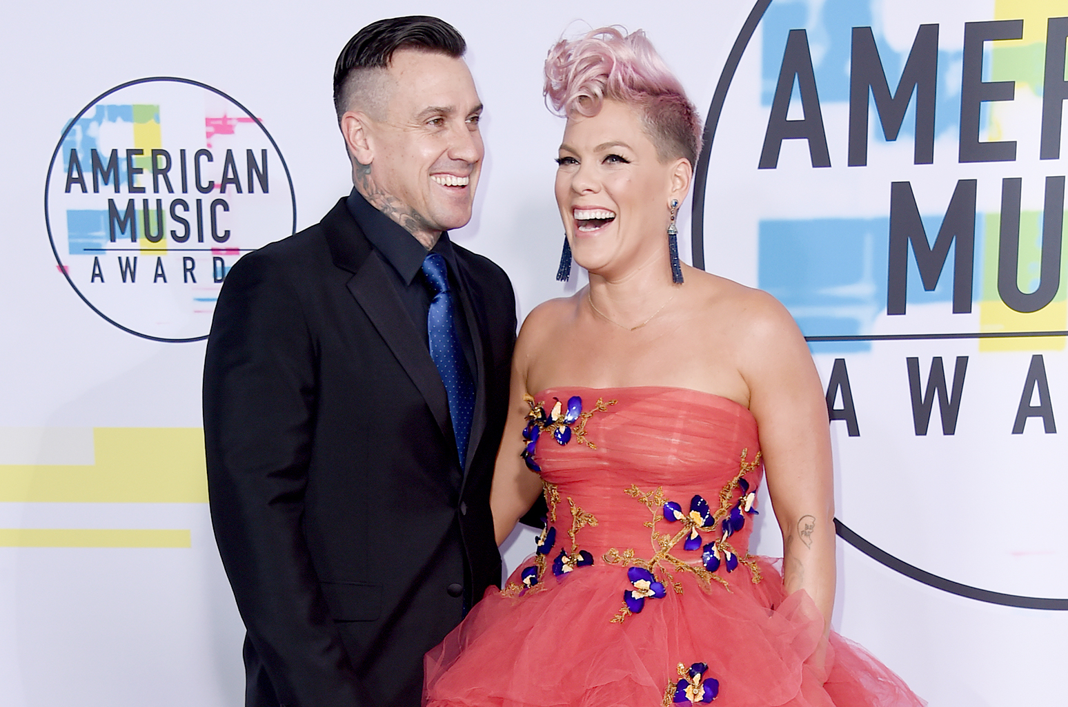 P!nk &amp; Carey Hart Celebrate 14 Years of Marriage With Adorable Instagram Posts - www.billboard.com