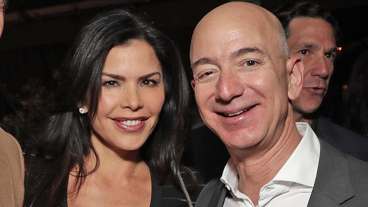 Jeff Bezos gives Lauren Sanchez 2 parties to celebrate her 50th birthday - www.foxnews.com - city Sanchez