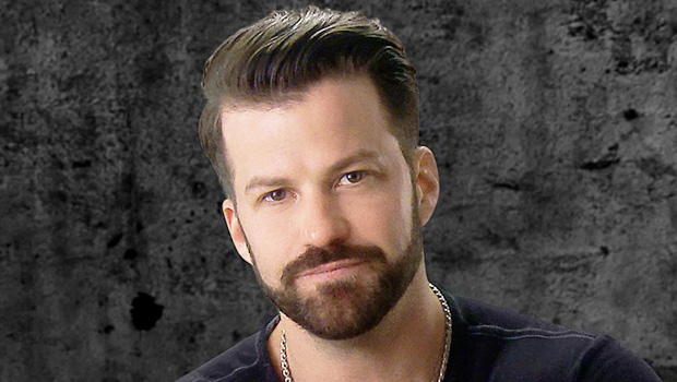 Johnny Bananas Shades ‘Siesta Key’ Cast As ‘Thirsty’ After Rumor That He Hooked Up With Cara Geswelli - hollywoodlife.com