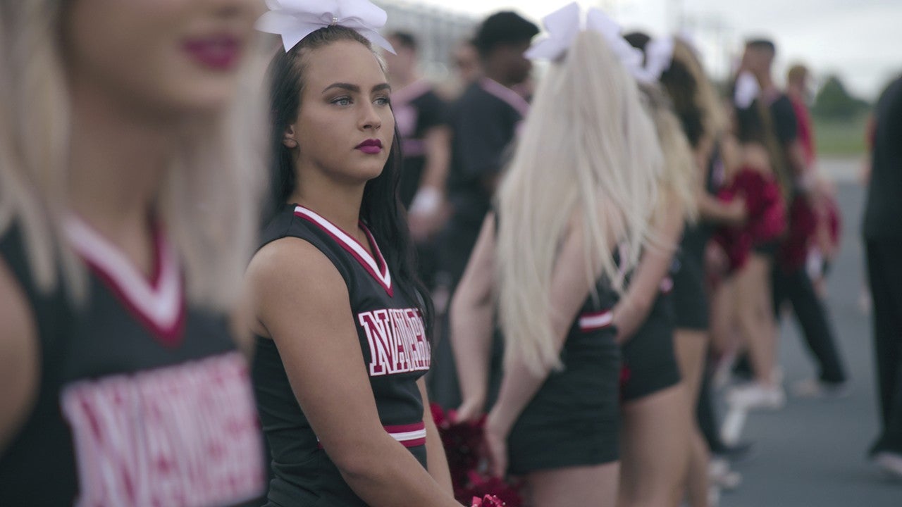 'Cheer': Inside the Addictive Netflix Docuseries About Competitive Cheerleading (Exclusive) - www.etonline.com - Florida