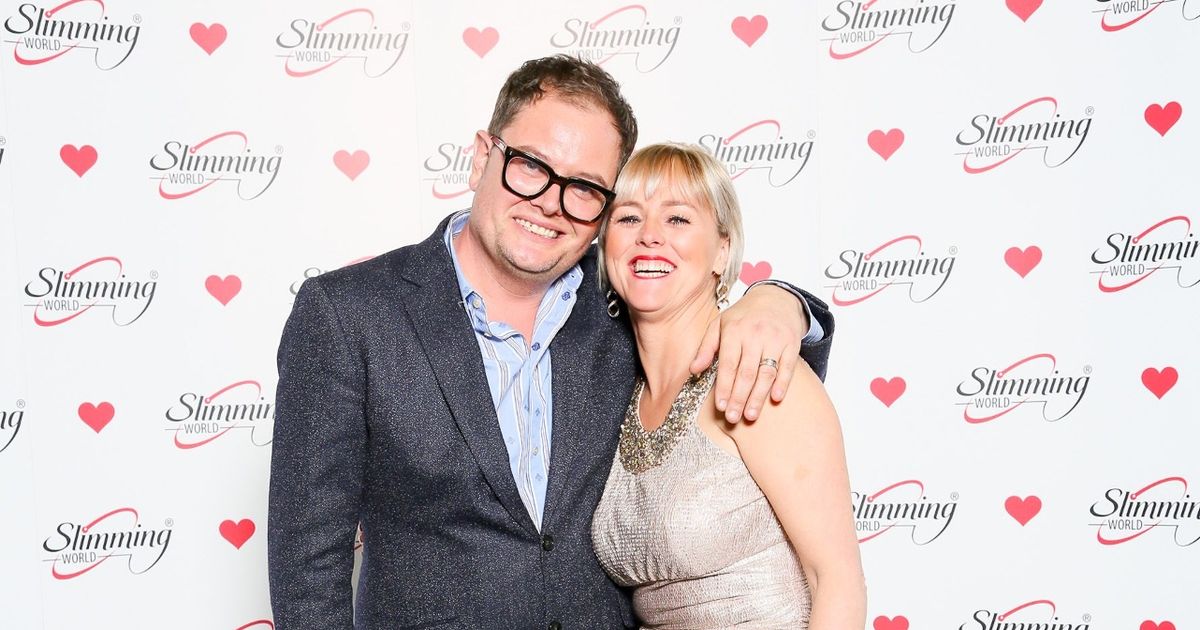 East Kilbride slimming consultant meets funny man Alan Carr at awards ceremony - www.dailyrecord.co.uk