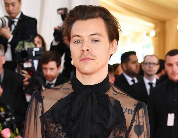 Harry Styles' Most Fashion Forward Looks of All Time: From Rock 'n' Roll to Gucci God - www.eonline.com