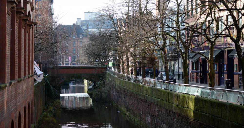 Three people rescued from Manchester city centre canal in early hours Canal Street drama - www.manchestereveningnews.co.uk - Manchester