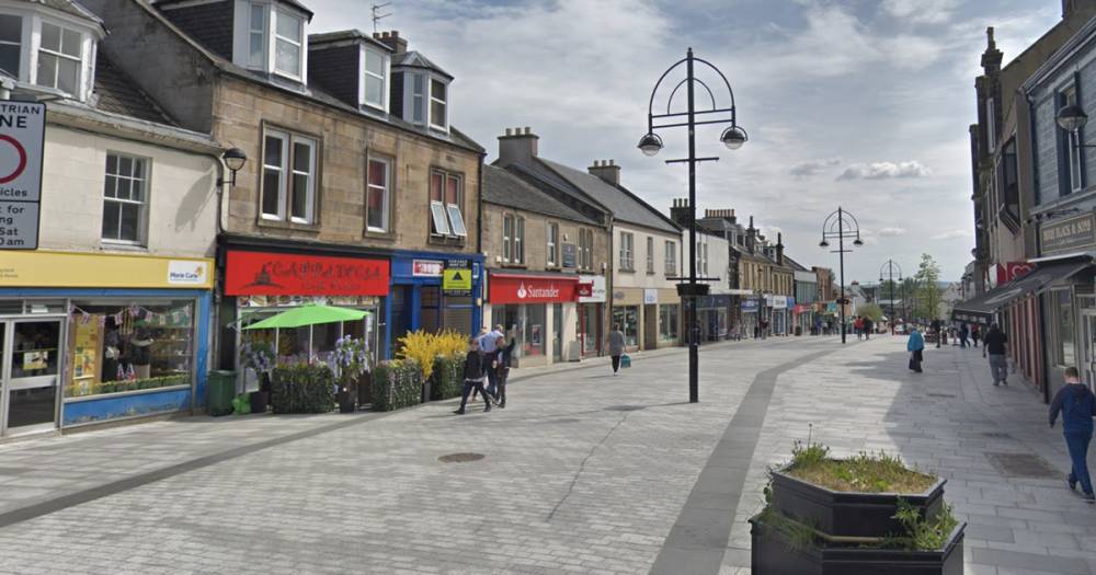 Man attacked with 'pepper spray' in brazen assault on busy Bathgate street - www.dailyrecord.co.uk - George
