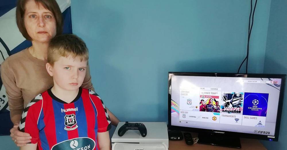 Furious mum chases refund after fraudster targets son's Xbox account - www.dailyrecord.co.uk