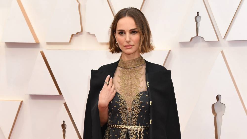 Natalie Portman's Oscars outfit includes names of female directors who were not nominated - www.foxnews.com - Los Angeles