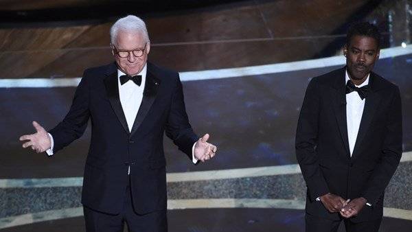 Chris Rock and Steve Martin mock lack of diversity during Oscars opening - www.breakingnews.ie