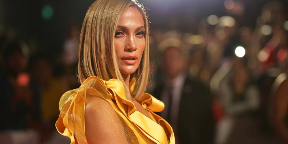 Why Jennifer Lopez Isn't at the 2020 Oscars - www.marieclaire.com