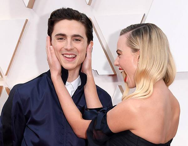 Timothée Chalamet Photobombing Margot Robbie at the 2020 Oscars Is Pure Joy - www.eonline.com - Hollywood
