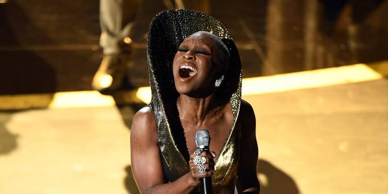 Oscars 2020: Watch Cynthia Erivo Perform Harriet’s “Stand Up” - pitchfork.com