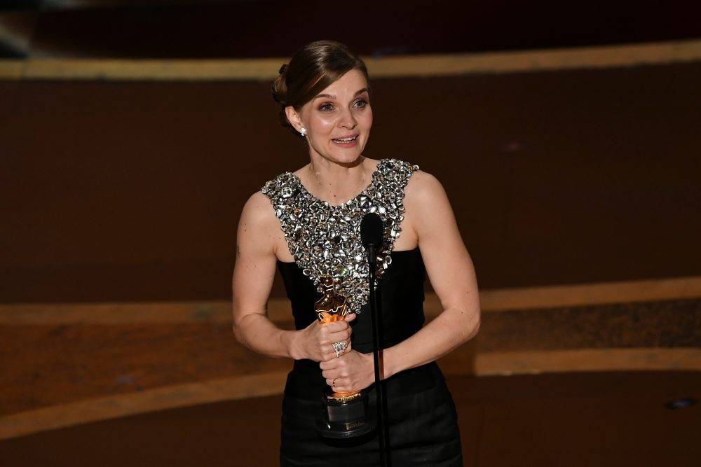 Hildur Guðnadóttir, First Female Oscar Score Winner in 23 Years, Tells Women ‘We Need to Hear Your Voices’ - variety.com