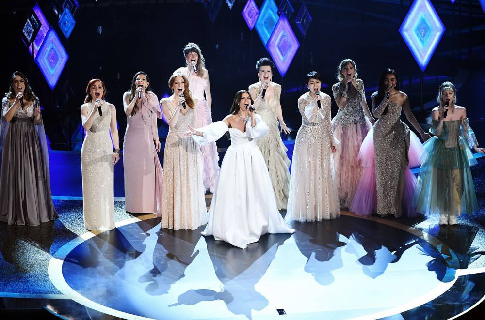 Watch Idina Menzel Sing 'Into the Unknown' With Nine Other Elsas at 2020 Oscars - www.billboard.com - USA - Norway - Thailand