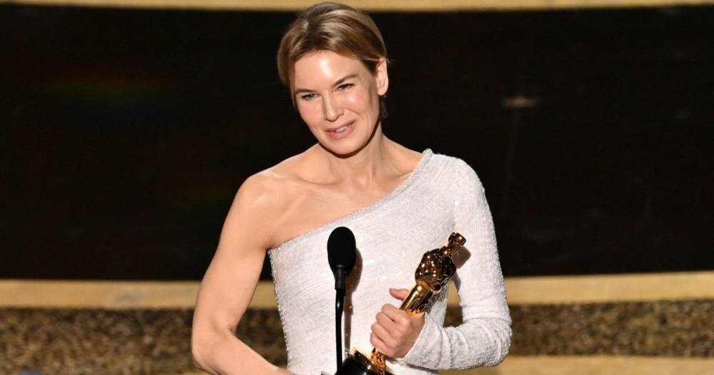 Renee Zellweger Wins 2nd Oscar for Best Actress in ‘Judy’ Biopic: See Her Speech! - www.usmagazine.com - London - Chicago - county Garland