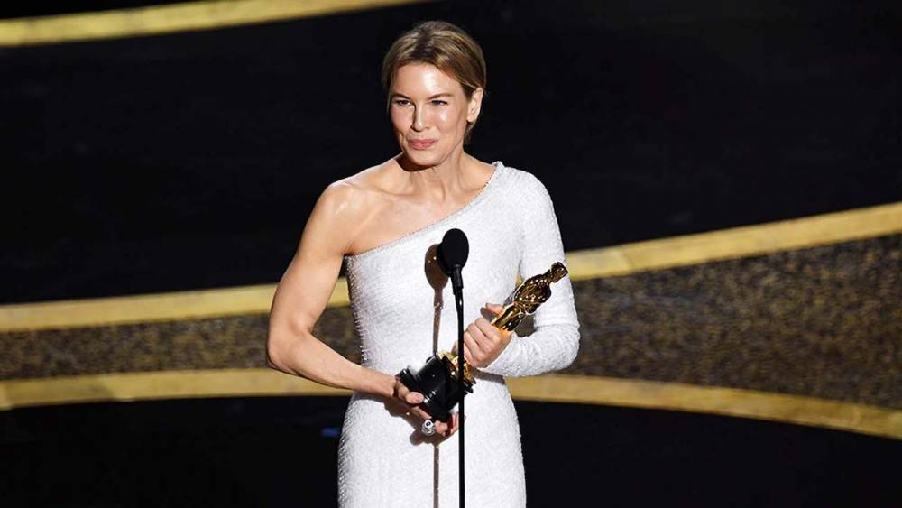 Oscars: Renée Zellweger Wins Best Actress, Dedicates Award to Judy Garland - www.hollywoodreporter.com - county Garland